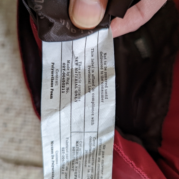 Roots bag shoulder/ cross body in burgundy and brown (donated) - Picture 6 of 6